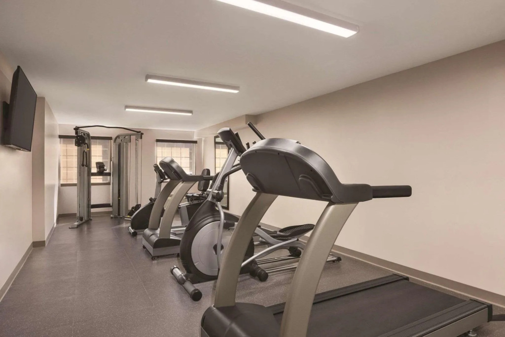 Country Inn & Suites by Radisson, Pigeon Forge South, TN