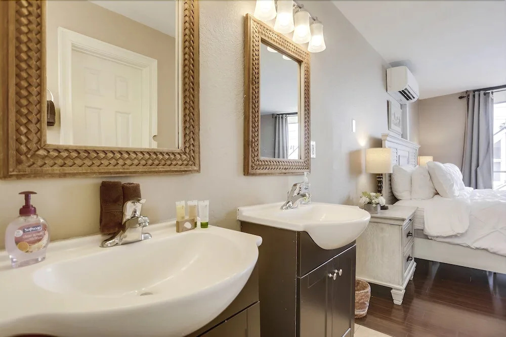 Waterfront Getaway 1 3 Bedrooms 3 Bathrooms Townhouse