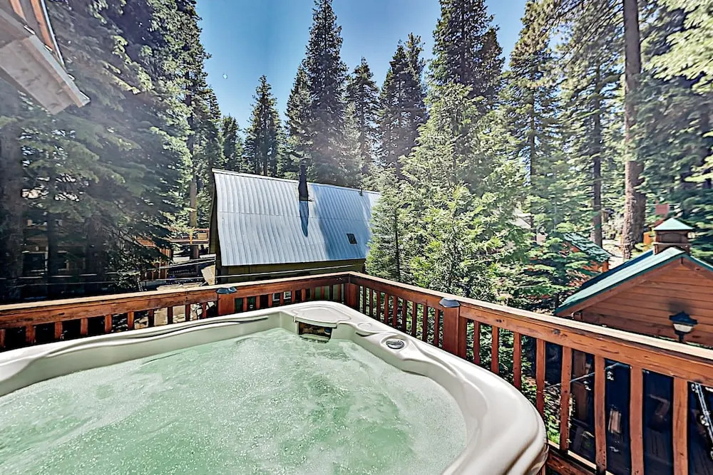 West Shore Retreat - 3 Br Home