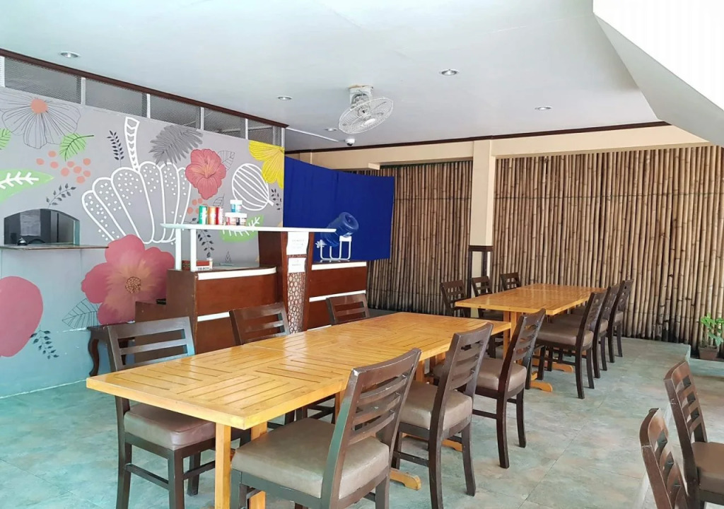 Island Inn