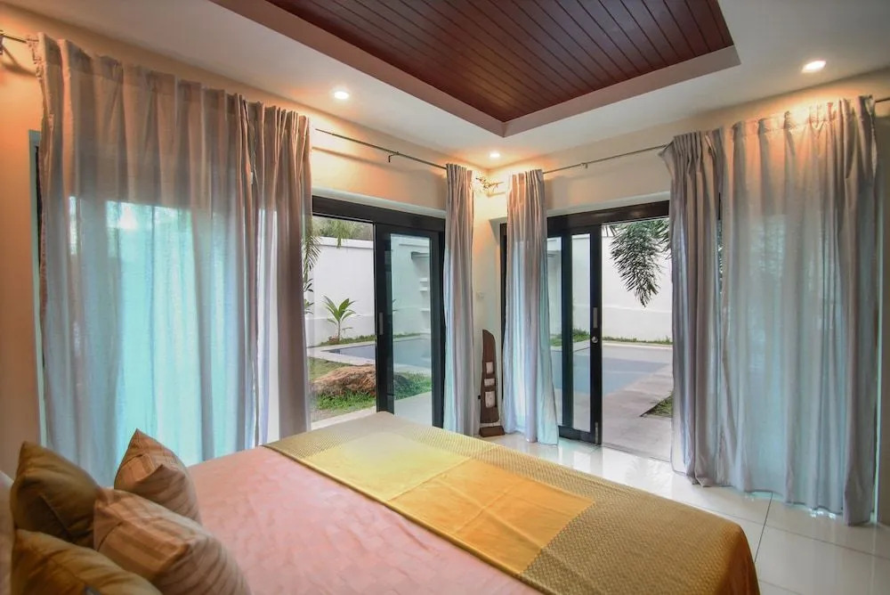 Resona Pool Villa