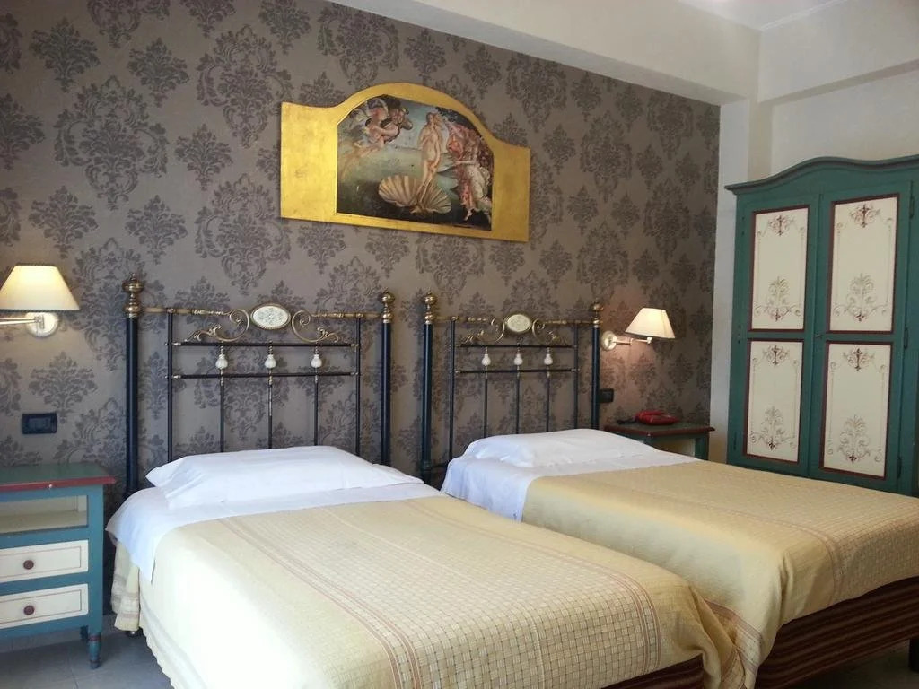 Hotel Sicilia