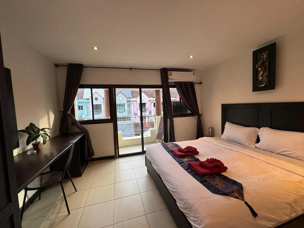 Aquarius Guesthouse & Sauna Adults Only