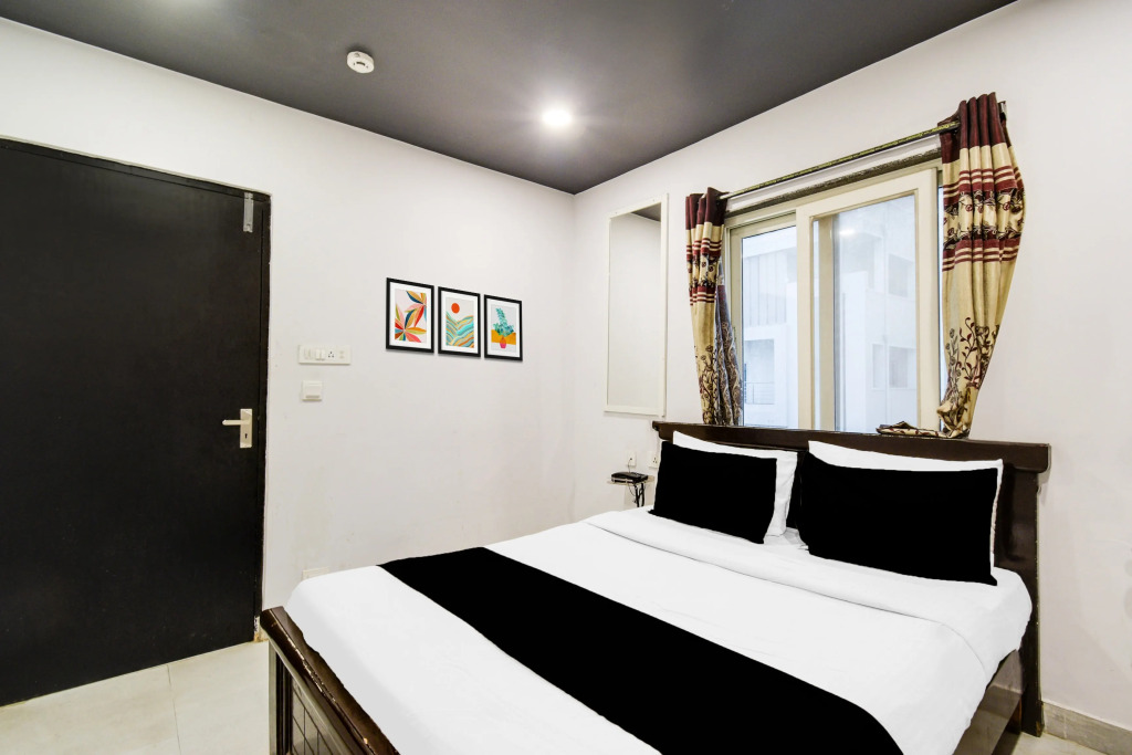 Super Townhouse Alwal Road