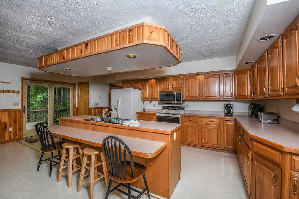 Hillside Retreat 4 Bedroom House