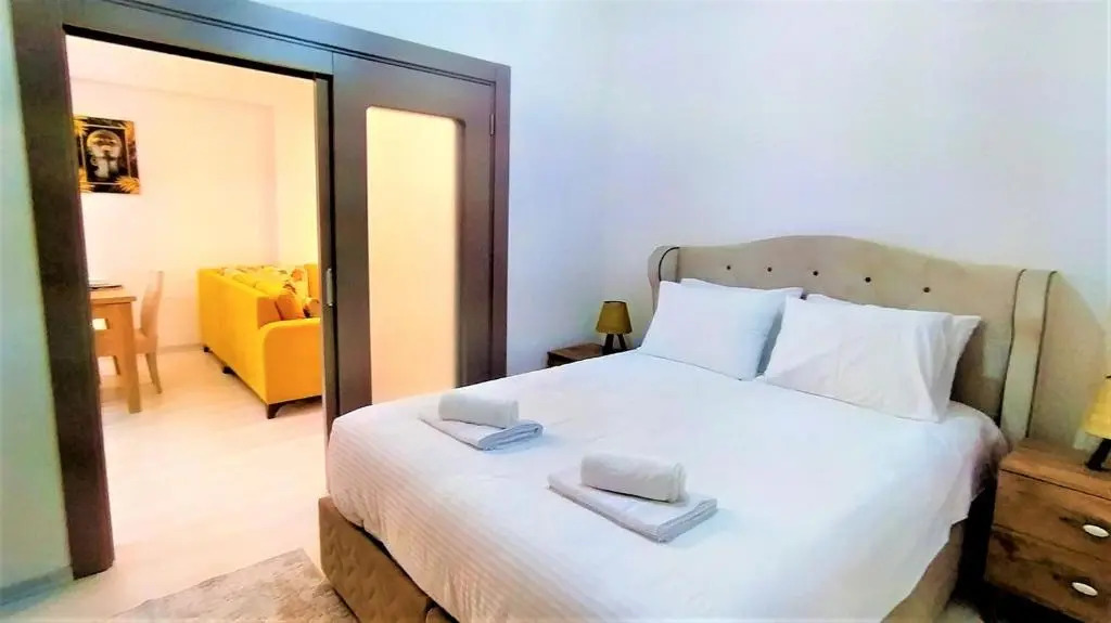 Central Flat With Shared Pool In Kepez Antalya