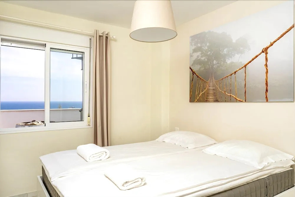Stunning Terrace Apartment in Angel de Miraflores Ref 37