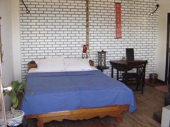 White Lion 2 Hotel