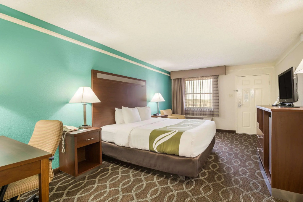Quality Inn Tulsa Central