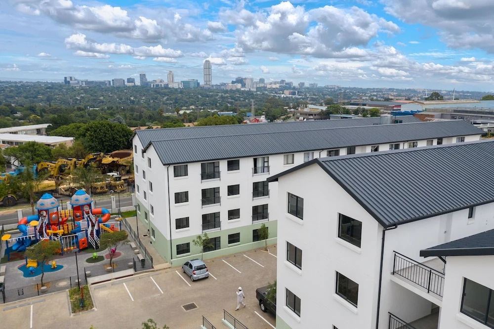 Sandton View E024