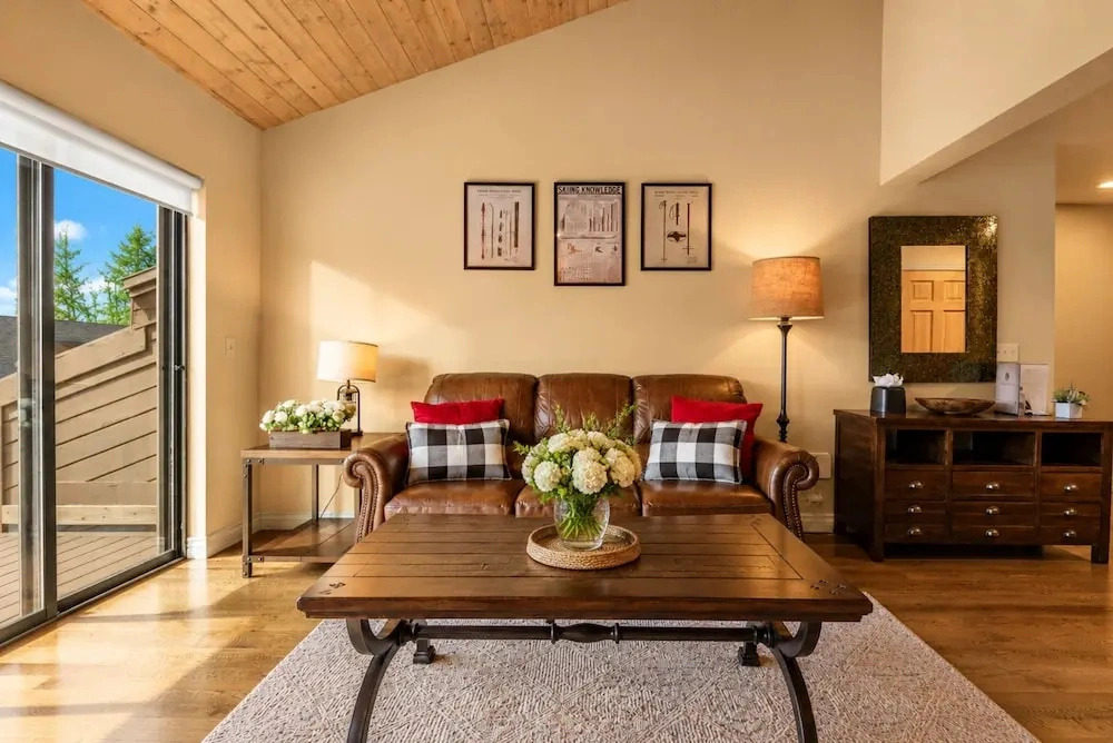 Private 3-Bedroom Townhome w/ Hot Tub | CCT-2180 by KBM
