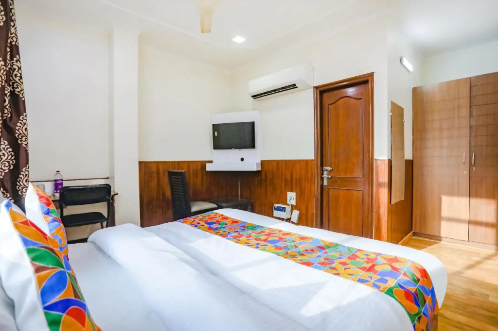 FabHotel Hexa Ghaziabad