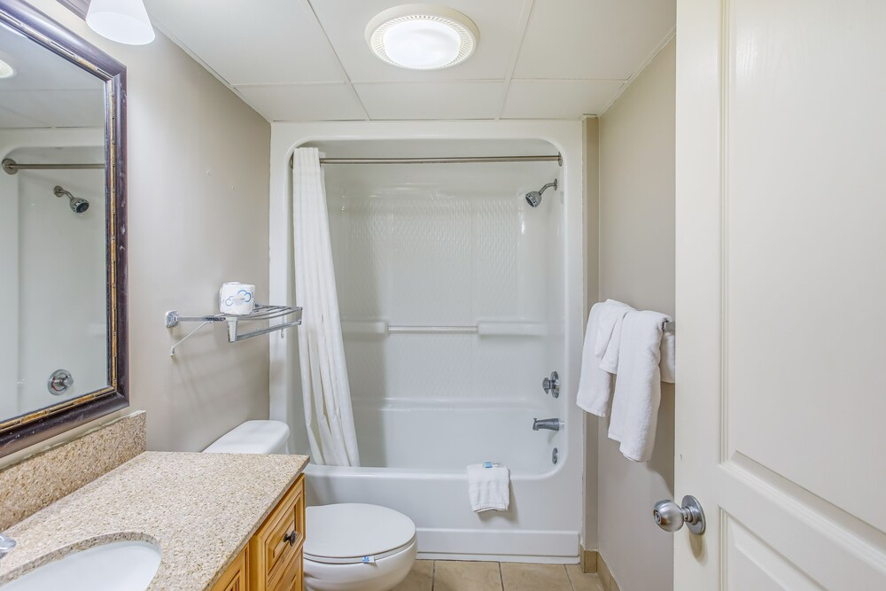 Access to Pool, Beach: Ocean-view Myrtle Beach Apt