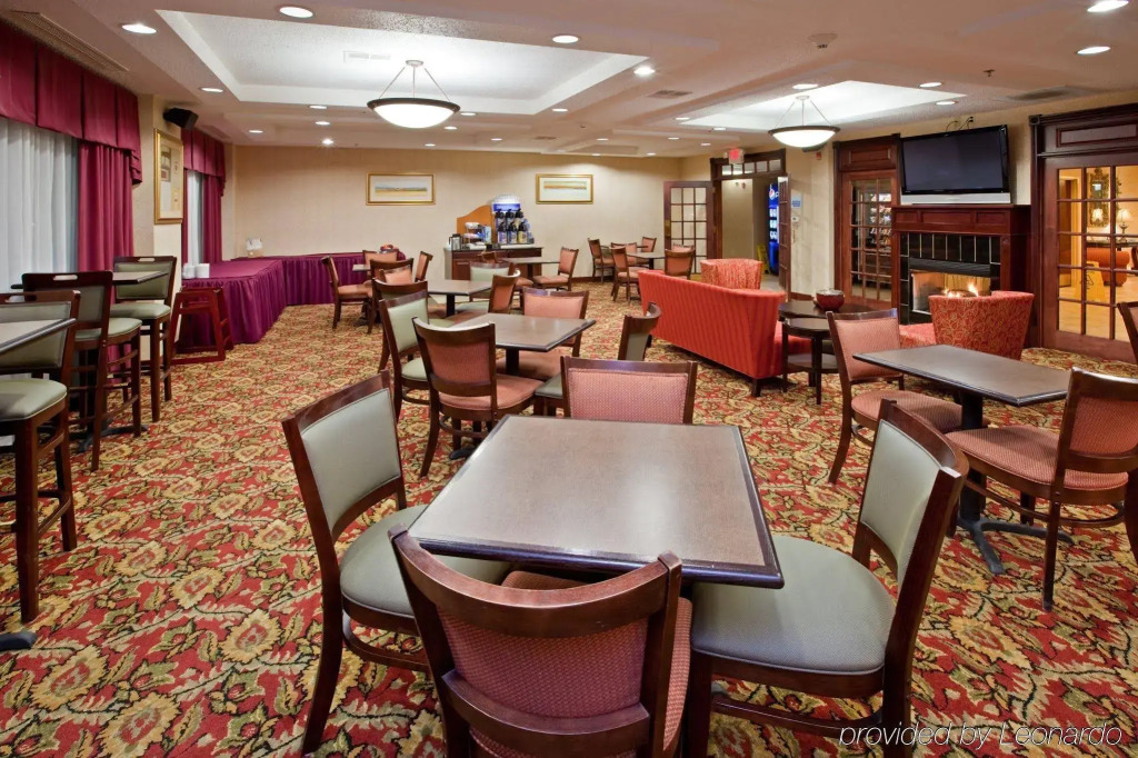 Holiday Inn Express Hotel & Suites Ashland by IHG