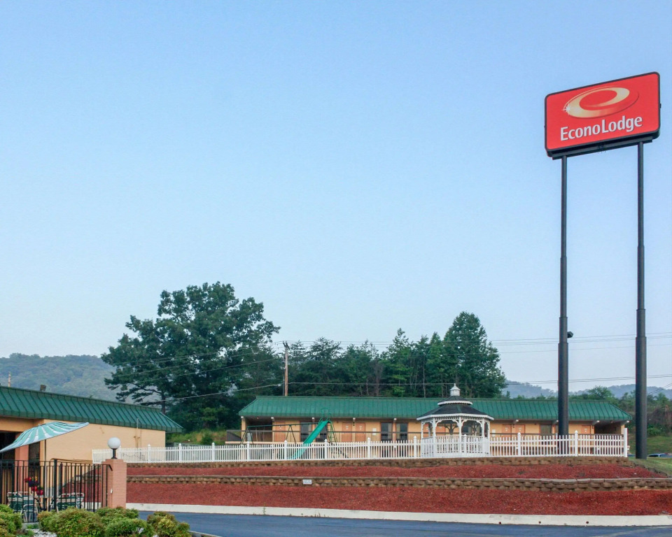 Econo Lodge Rocky Top