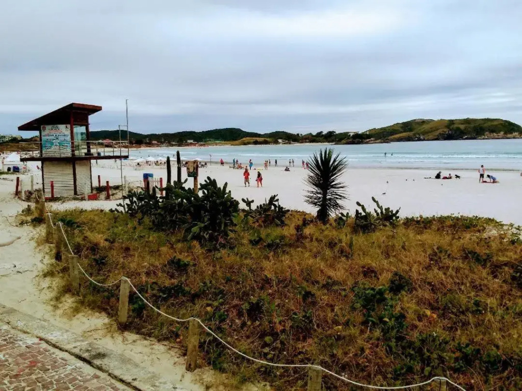 Quitinete Cabo Frio , 300 metros da Praia do Forte