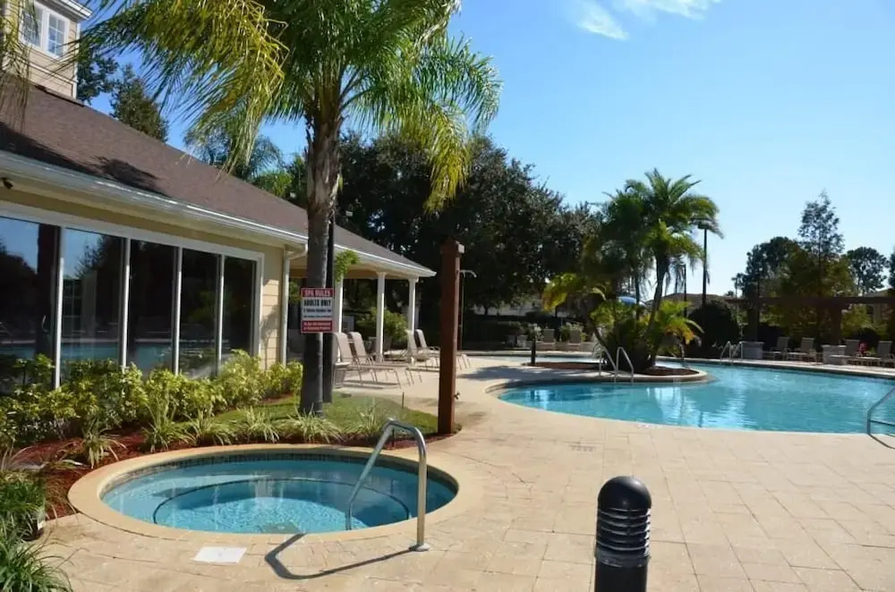 Lucaya 4 Bedrooms 4 Baths Townhome, Spacious Living Room