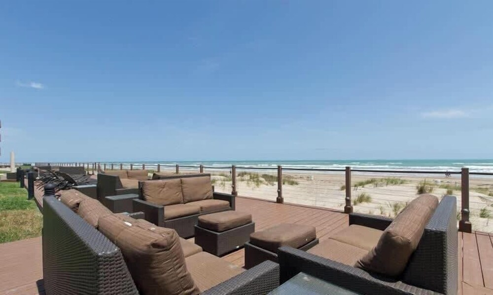 Bahia Mar 418