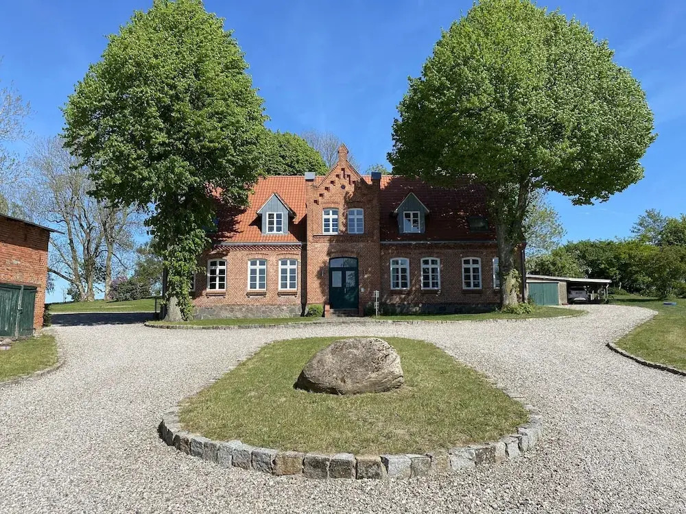 Geraeumiges Ferienhaus mit Sauna
