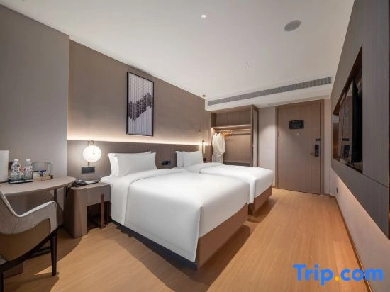 Lavande Hotel (Ganzi Batang Branch, National Highway 318)
