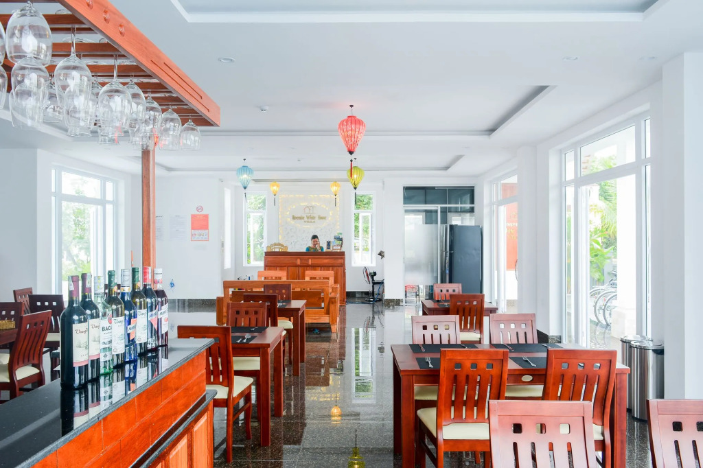 Riverside White House Boutique Hotel