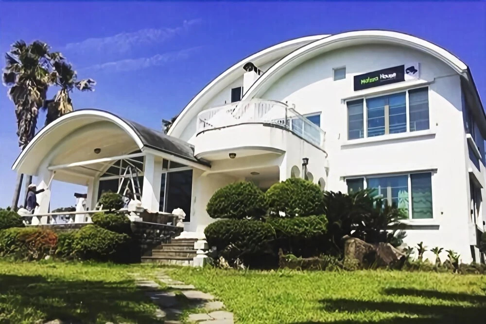 Malzza House - Hostel