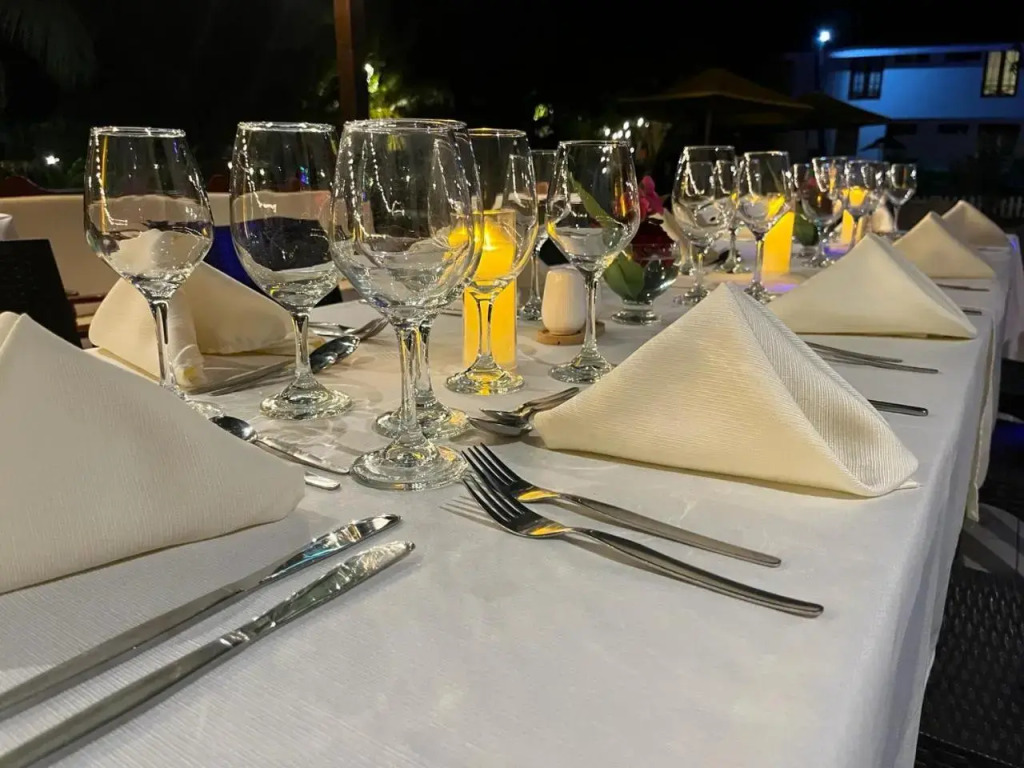 Laguna Azul Hotel & Suites