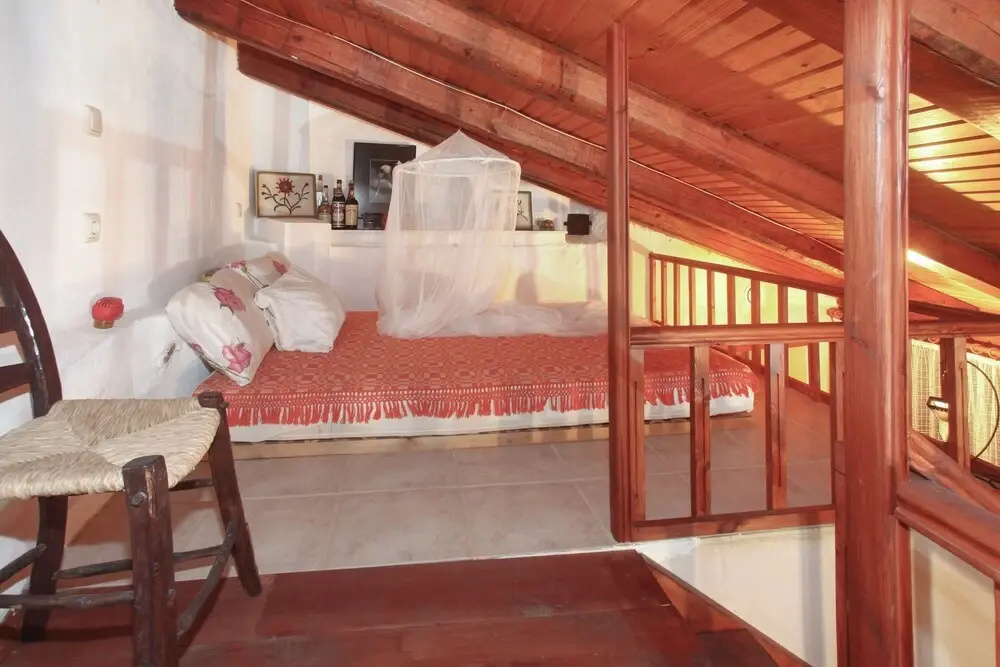House with 2 bedrooms in Georgioupoli with wonderful mountain view enclosed garden and WiFi 3 km from the beach