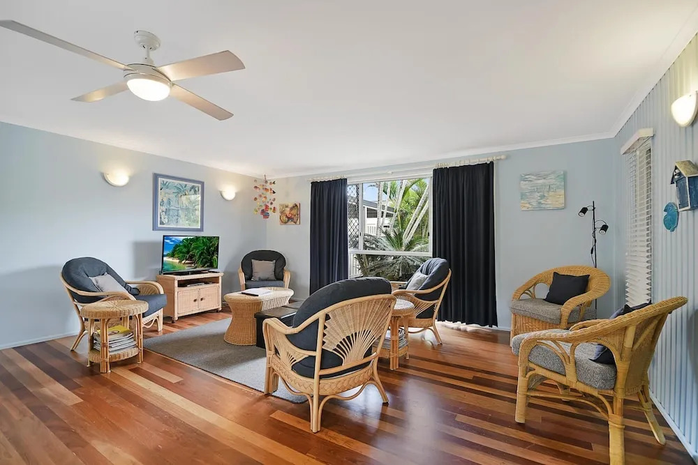 Allamanda Sands - 23 Oriole Avenue