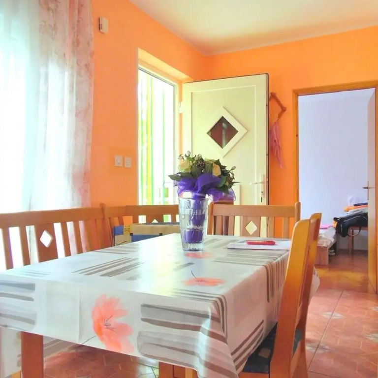 Floral Apartments Yazzy 1