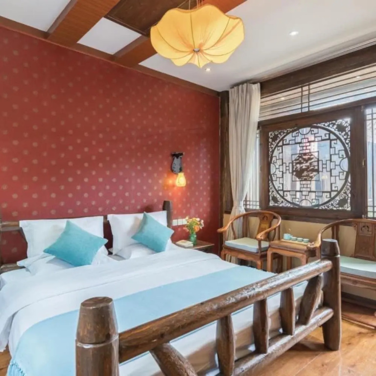 Floral Hotel · He Lu Ju Lijiang