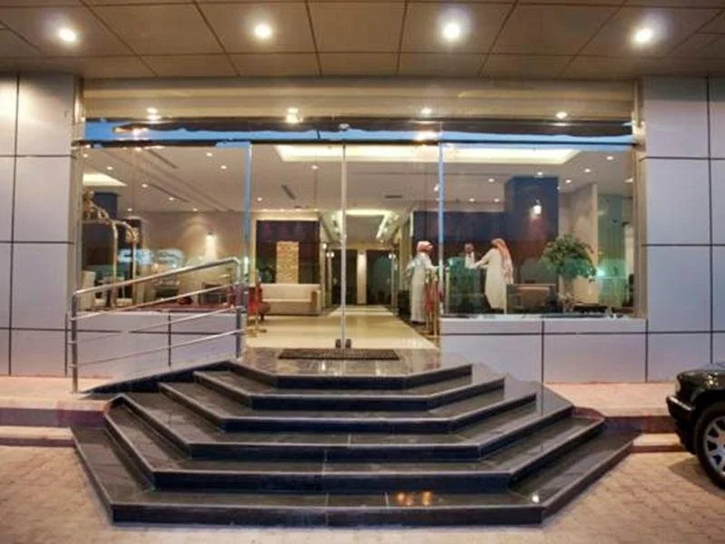Dior Apartments