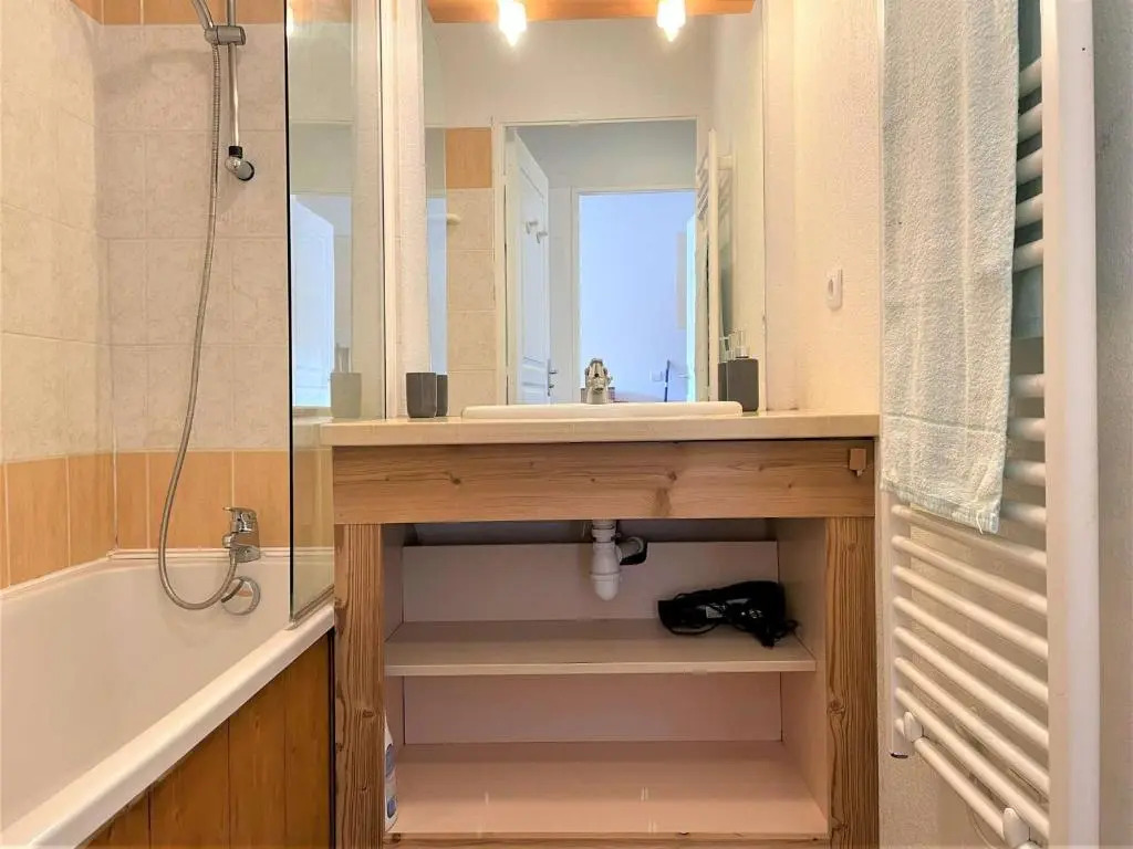 Appartement Le Dévoluy, 2 pièces, 4 personnes - FR-1-525-203
