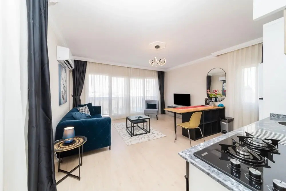 Lovely Flat 2 km to Lara Beach in Muratpasa