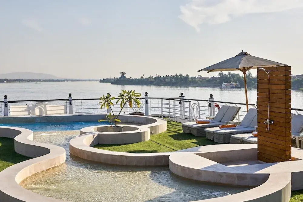 Mövenpick MS Royal Lotus