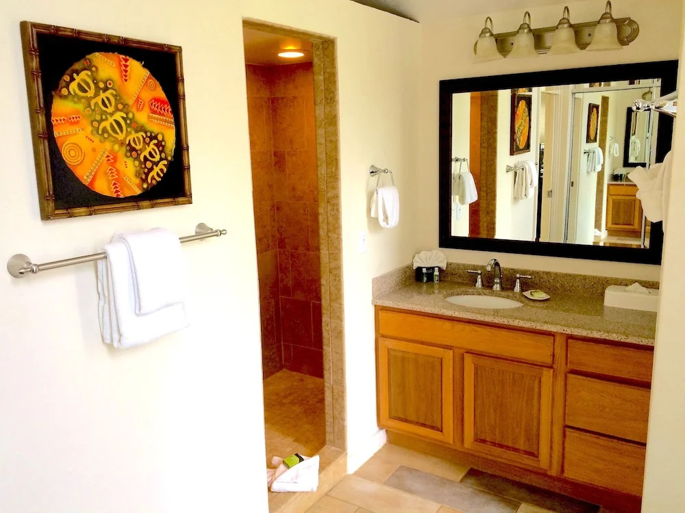 Makai Club Vacation Resort by Resort Stay