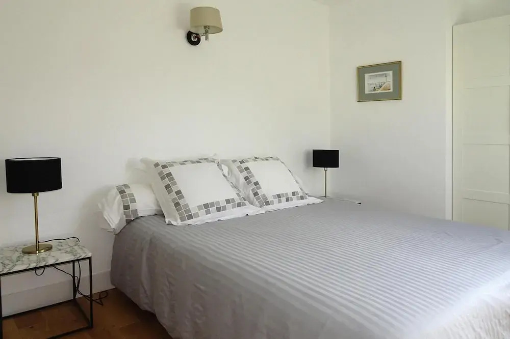 Holiday Home With Garden, Auray
