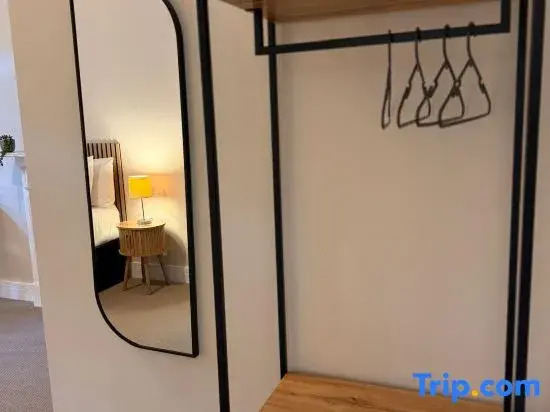 Seaside Escape with Double Bed & Balcony
