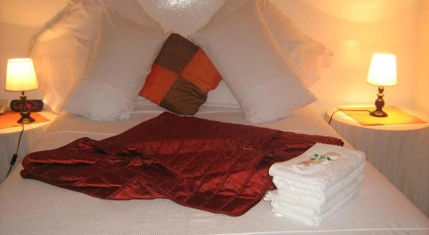 Mentor Guest house