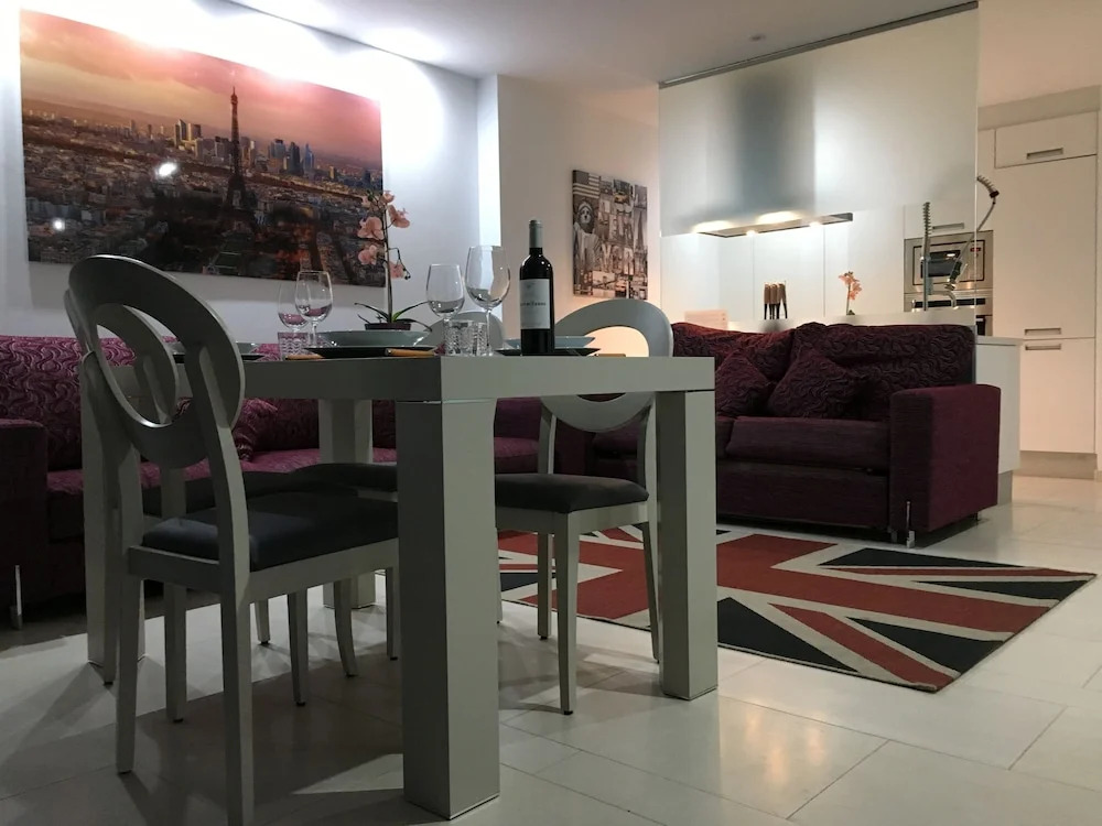 Aqua Luxury Suites Los Cristianos
