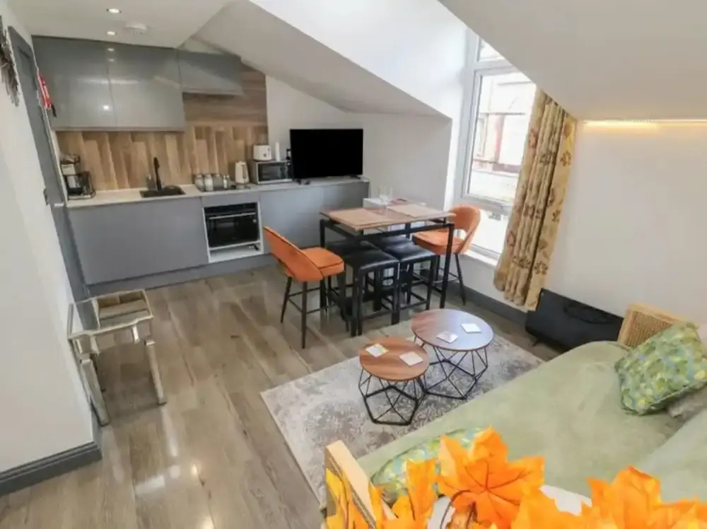 Luxury Chester City Apartment Near Station