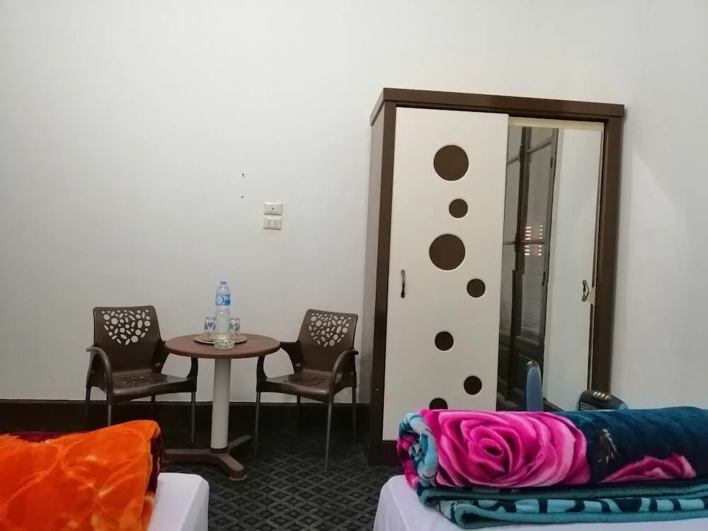 Voyage Hotel