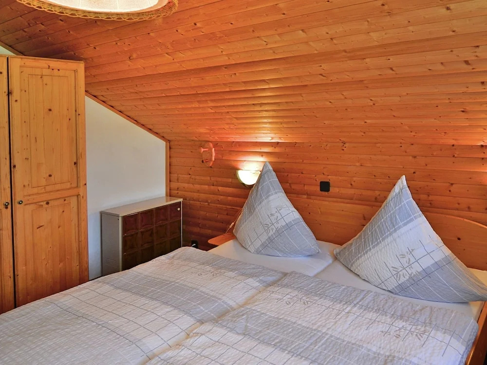 Quaint Apartment With Balcony, Garden, Bbq, Bicycles