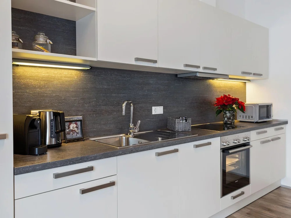 Cosy Apartment in Neukirchen am Großvenediger With Balcony
