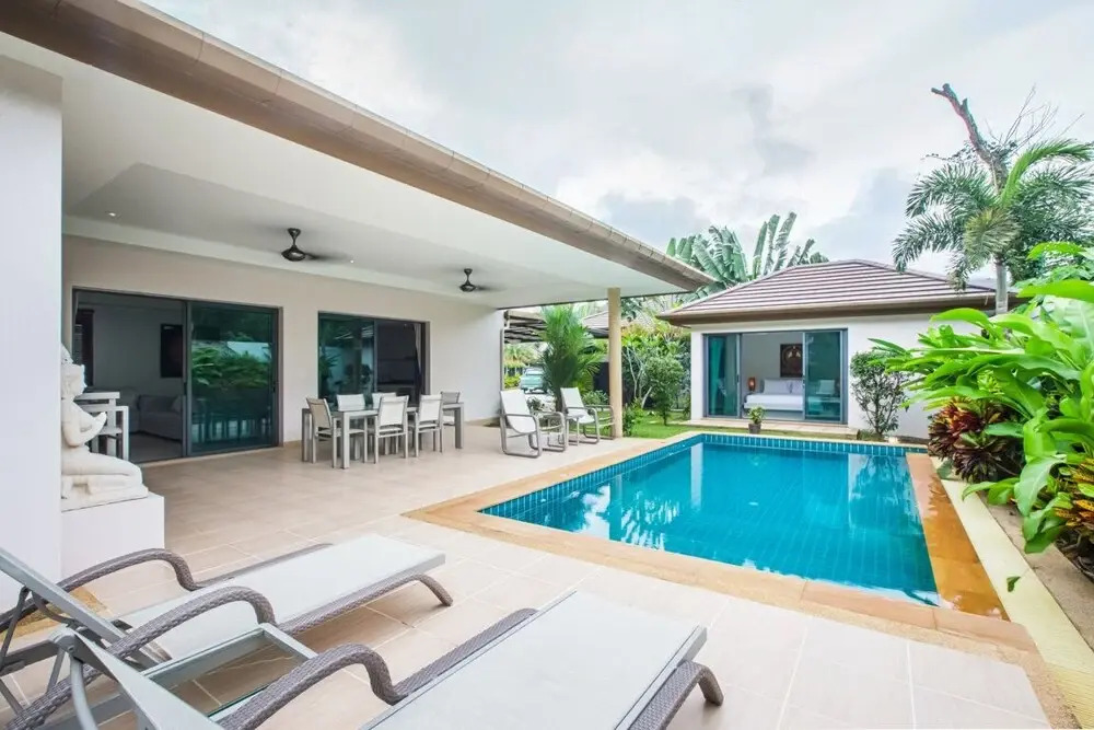 Spacious Three-Bedroom Pool Villa In Cherngtalay