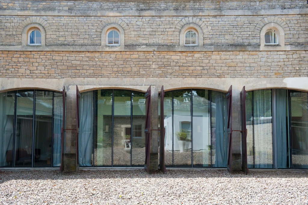 Cowley Manor Experimental