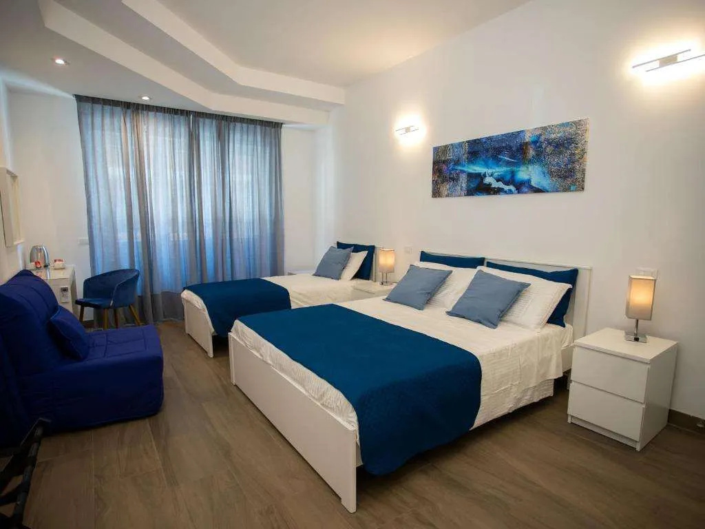 Anastasio Vatican Rooms G H