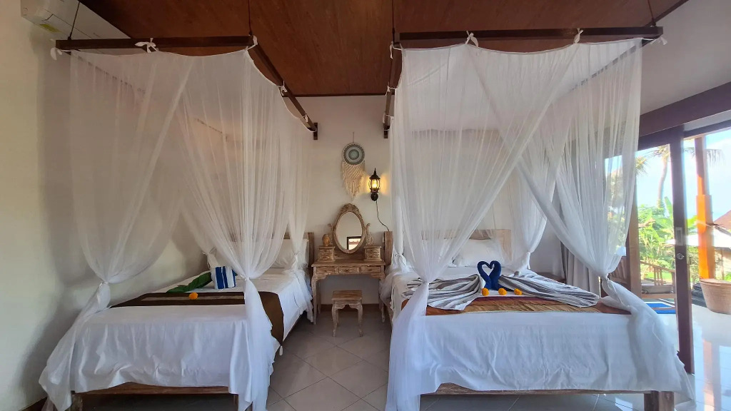 Frangipani Inn & Restaurant