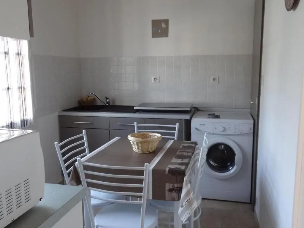Maisonnette calme 4 personnes à La Faute-sur-Mer - FR-1-476-13
