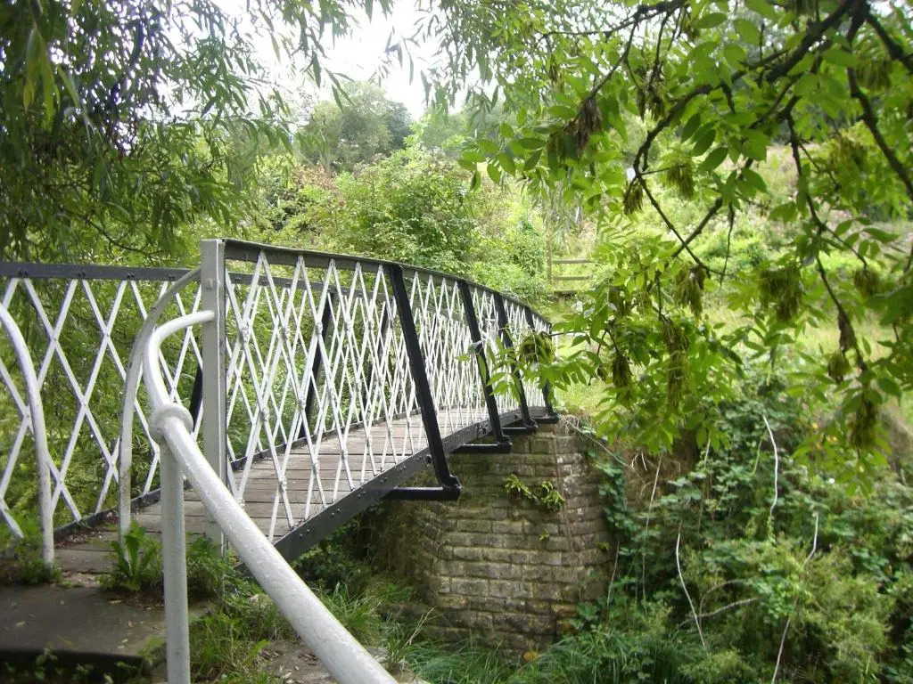 Cotswolds Valleys Accommodation - Bell Apartments - Exclusive use one and two bedroom family holiday apartments 3 available